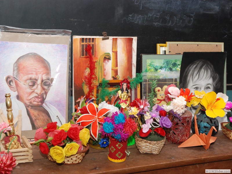 Crafts and paintings prepared by children